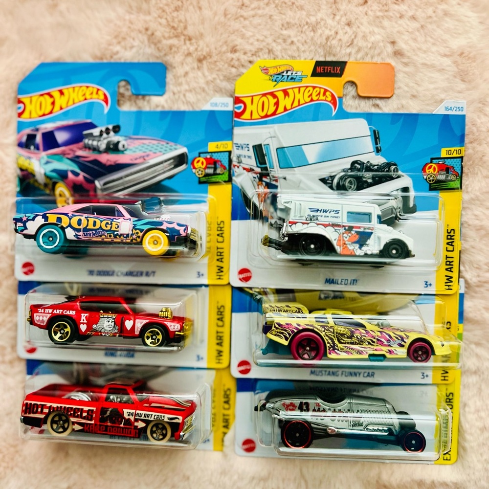 6 Hot Wheels HW Art Cars bundle + 1 Experimotor